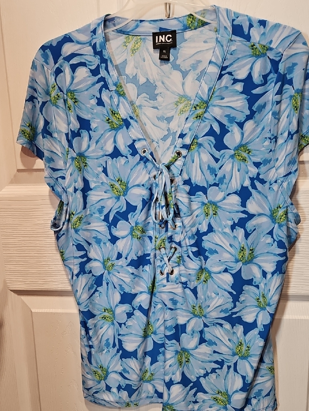 INC International Concepts Blue Floral Tie-Neck Blouse